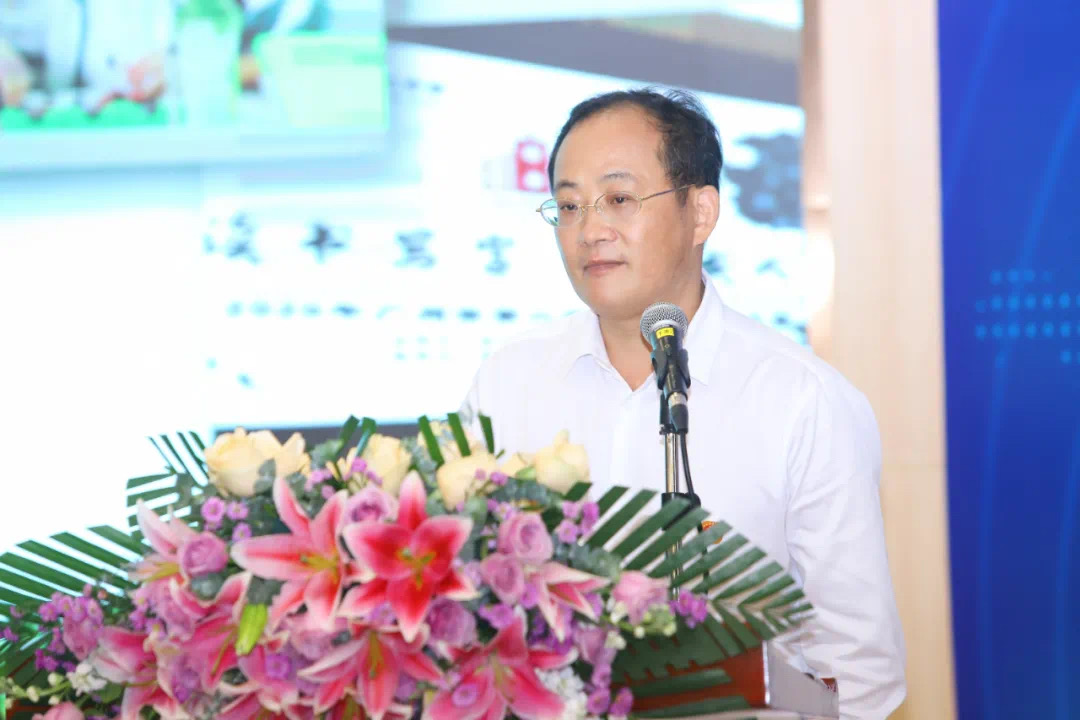 张先龙 广州市第二中学校长