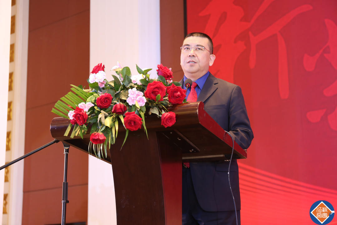 新当选的袁斌会长讲话