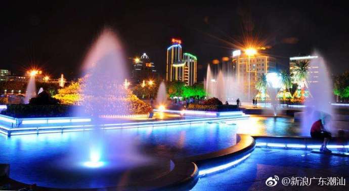 潮州市人民广场音乐喷泉表演暂停