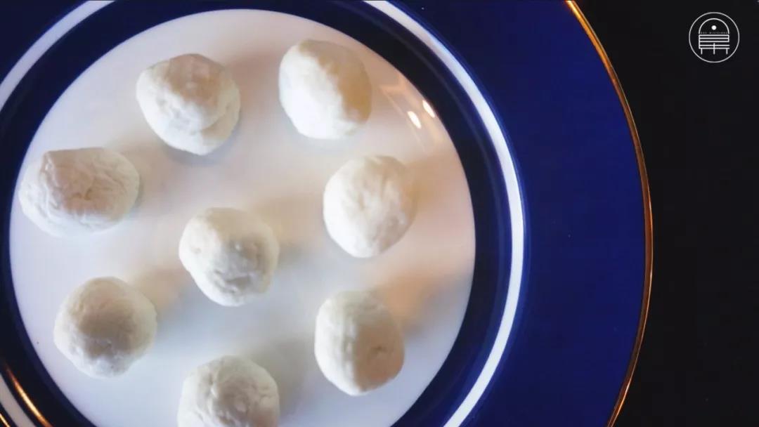 后宫佳丽三千,为何他独宠我一人