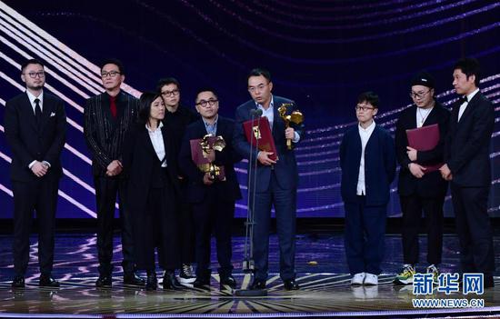 11月28日，电影《夺冠》获得第33届中国电影金鸡奖最佳故事片奖。新华社记者 魏培全 摄