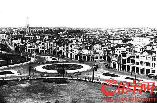 1951年刚建成的海珠广场(资料图片)