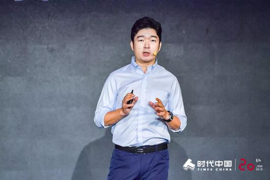 ▲时代中国设计研发中心总经理向杰做产品解读