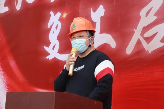 苏中建设集团广东区域副总经理杨波致辞。