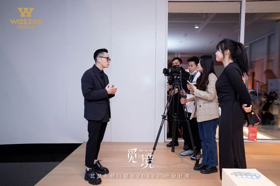 ▲广东电视台房产频道 采访李友友老师