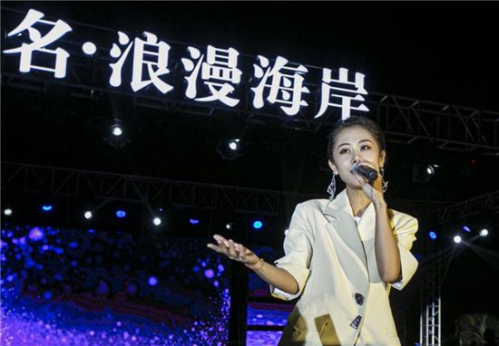 梦然现场演唱