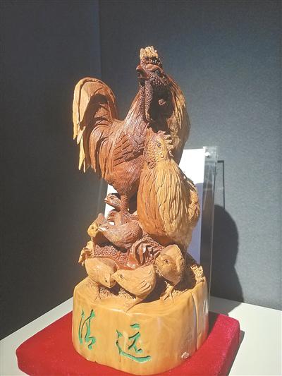 “清远鸡”雕塑