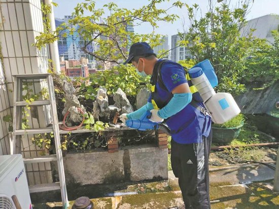 佛山南海桂城村居进行蚊虫消杀 受访者供图