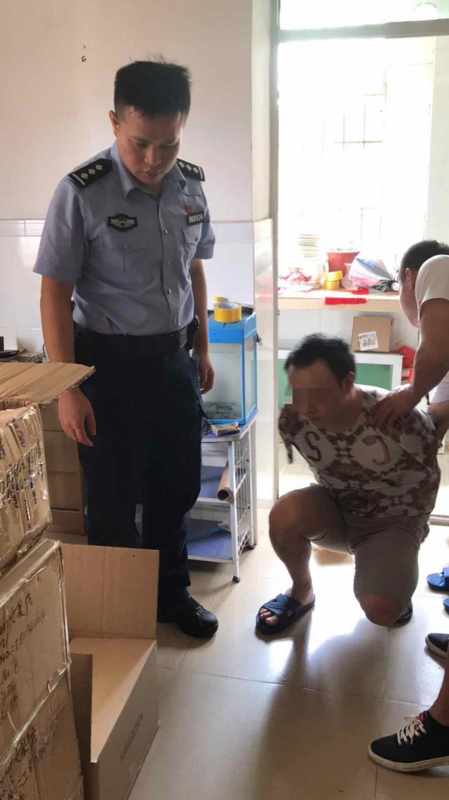 深圳偷内衣_深圳内衣模特大赛高清