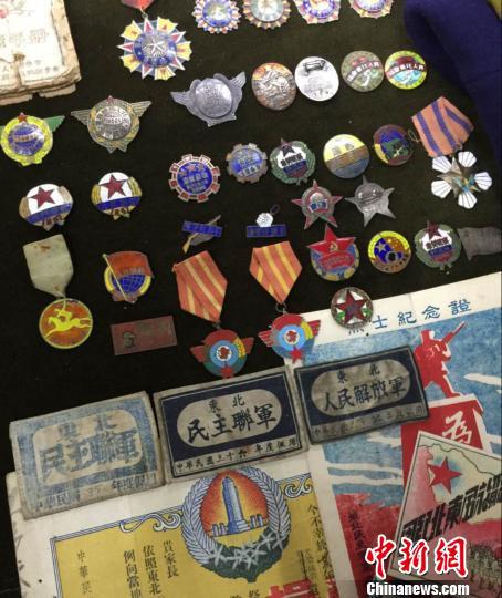 图为位于广东惠州市惠城区鹅岭南路金迪星苑的“鉴证英雄世界徽章军品博物馆” 宋秀杰 摄