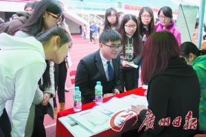 护理本科生成医院争抢小鲜肉 大部分进三甲医