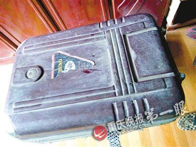 老人悬赏2万寻恩人 18年前惠州打工妹救其命_