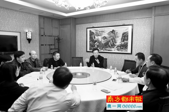 恩平组讨论现场。南都记者郑俊彬 摄