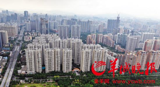 　　广州房价年平均涨幅基本稳定在5%-10%之间，远低于北京、上海和深圳