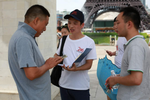 浏阳焰火神州行第一站 花开深圳