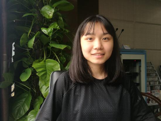 张晓蔓照片,卢政摄