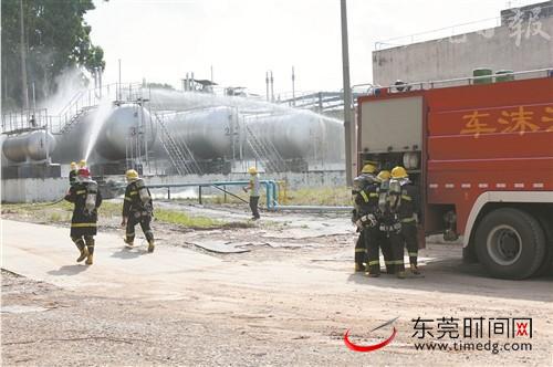 横沥镇开展燃气泄漏事故应急救援演练莞安供图