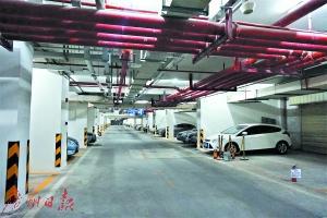 目前广州二手车位买家大多都是二手住宅连同车位一起买,单买车位的情况并不多见。刘丽琴摄