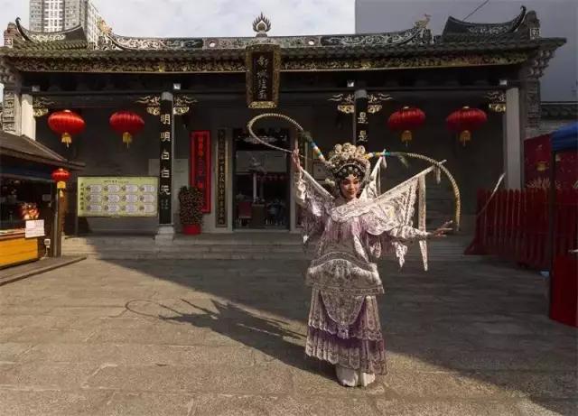 广州城隍庙是明清时岭南最大、最雄伟的城隍庙,这里是每年举办广府庙会的重要场所。