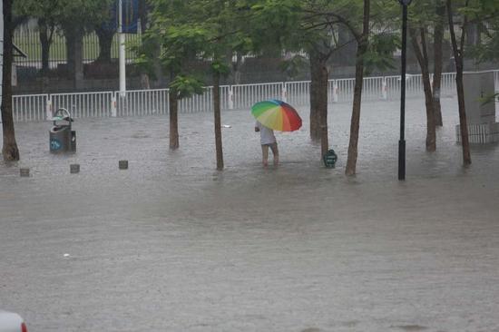 南城石竹路积水