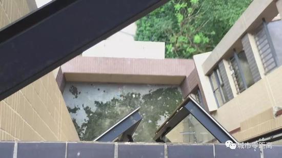 中山2岁女童从9楼坠落身亡 其奶奶只是回去拿垃圾