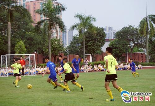 江门2017年校园足球联赛开踢 冠军将于10月底