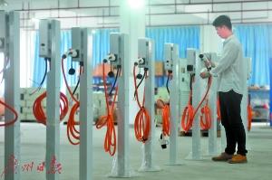 东莞将大力推动电动汽车充电设施的配建工作。 广州日报全媒体记者卢政摄