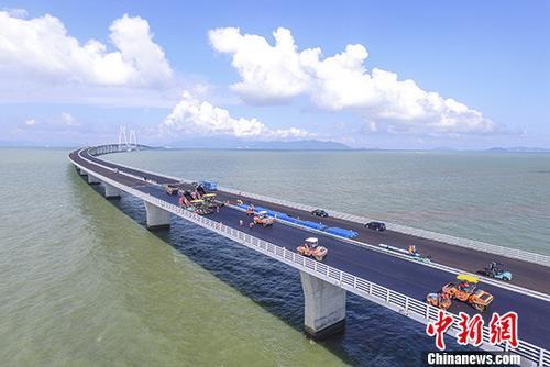 广东警方:港珠澳大桥口岸商务车指标将适当增