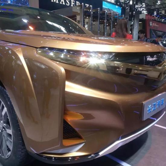 (长江汽车的新型纯电动SUV)