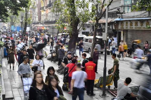 资料图:广州十三行将“变身”岭南风貌步行街。中新社记者 陈骥旻 摄