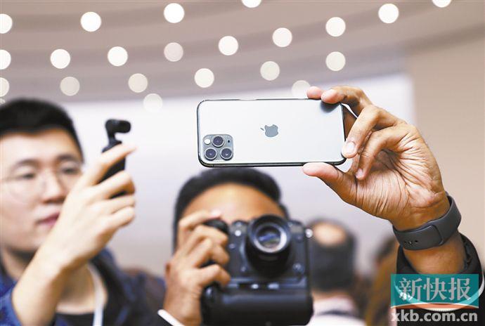 ■iPhone 11 Pro/Max的暗夜绿成最受欢迎机型。VCG/供图