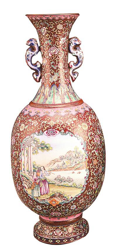 清代广州画珐琅缠枝花卉山水人物纹双耳瓶