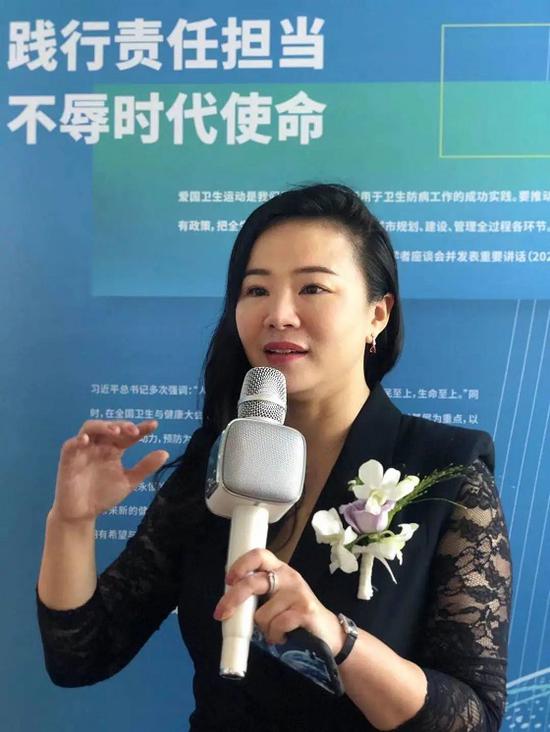 合盛健康管理董事/总裁凃聪颖女士致辞