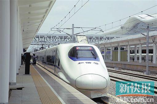 ■计划投入江湛铁路运营的和谐号动车组。新快报记者毕志毅/摄