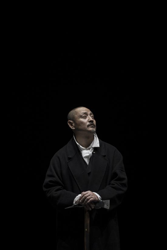 《浮士德》剧照。