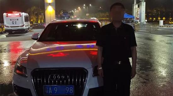 由于李某酒后驾车，被处以罚款2000元、扣12分并暂扣驾驶证6个月的处罚