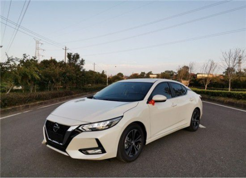 伊兰特和轩逸 b5f2-e7a4a7ab3929efccfbcb588b8ee83215.png