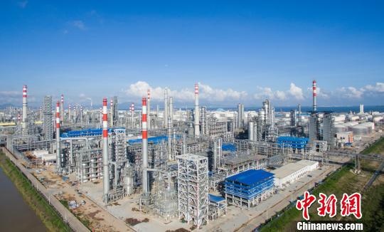 图为惠州大亚湾石化生产基地 通讯员 摄