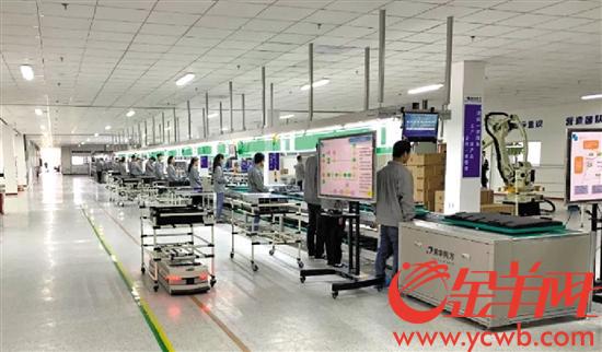 同方计算机(广东)有限公司生产的广东首台全国产计算机在云浮下线