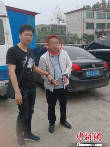 广州番禺民警赴外地抓捕犯罪嫌疑人。广州警方 供图