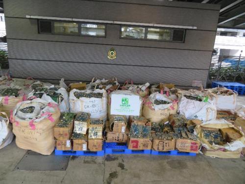 部分有害电子废物。图片来源：香港特区政府新闻公报