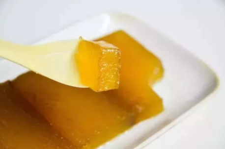 煎过以后的马蹄糕,
