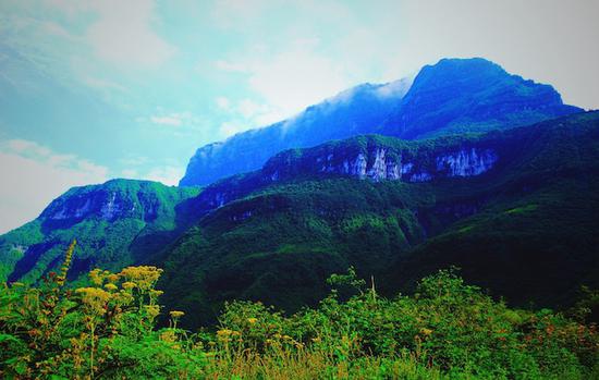 大瓦山 图 马恒健