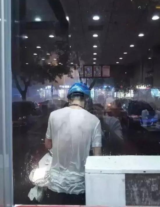 我们不能要求每个人多等他们一些时间,