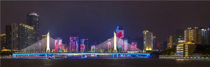 △宛如横跨珠江的两把大竖琴的海印桥