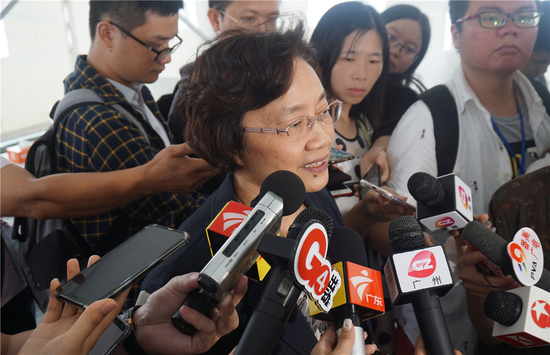 华南理工大学校长王迎军接受媒体采访