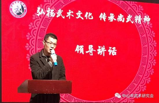 市民政局杨晓鹏副局长