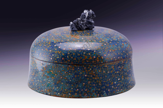 入选第十三届全国美术作品展作品《狻猊盒》