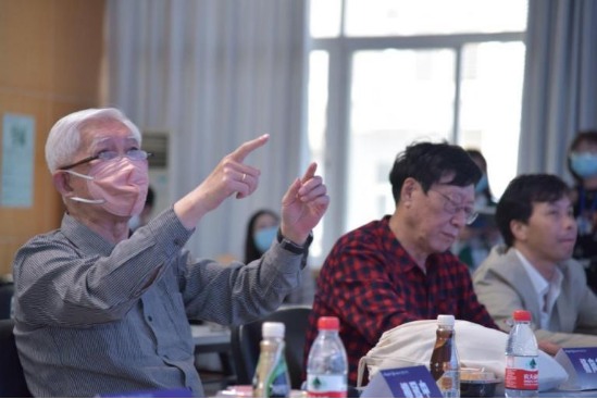 柳冠中教授点评