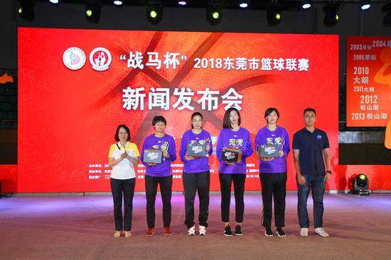 CBA盘口与数据深度__今日CBA盘口分析·大小分策略·球队档案奇迹之夜：欧洲篮球联赛决赛中的绝地反击与冠军诞生